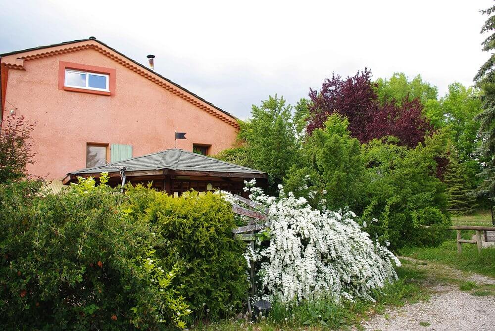 vue-du-jardin-petit-chariot